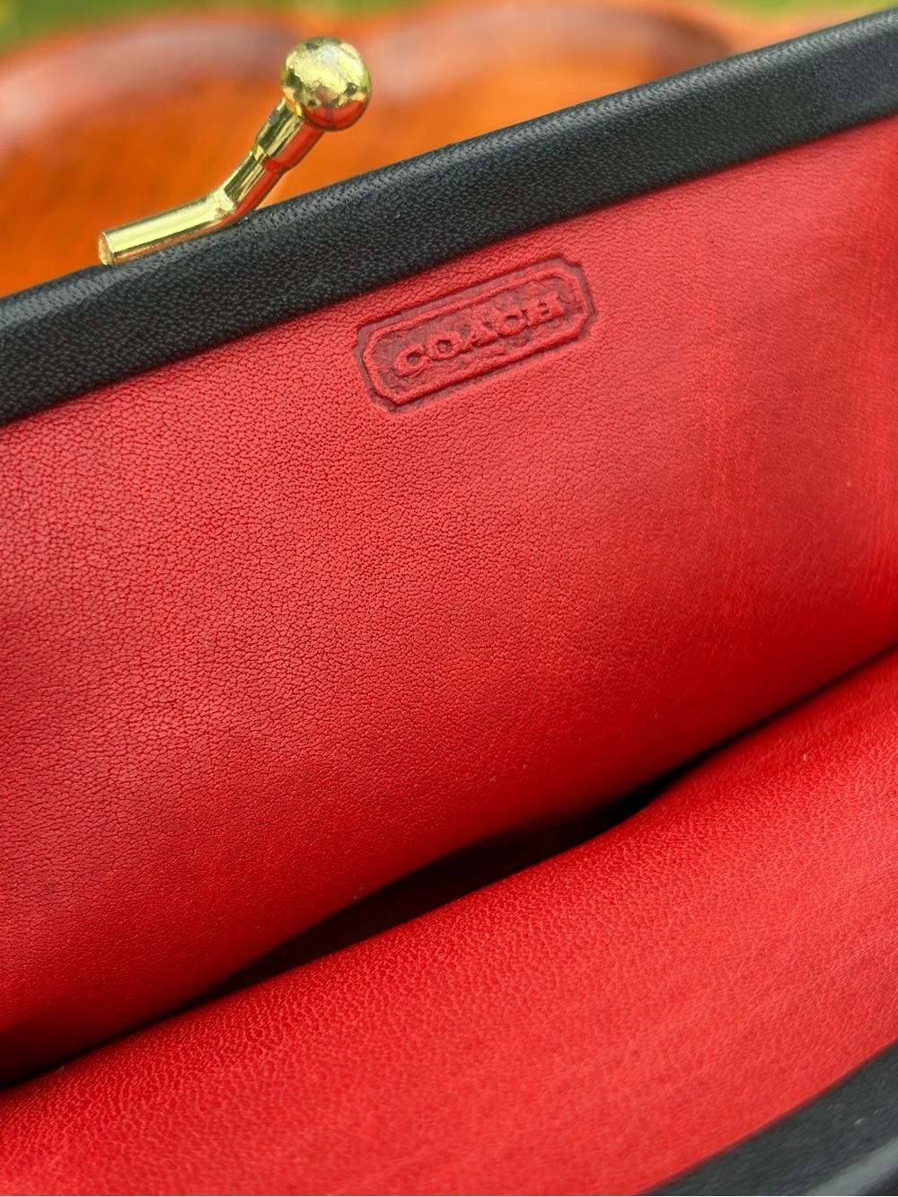 Vintage COACH Double Kiss-lock Purse “Watermelon” Black Red Leather 7180 - Picture 6 of 17
